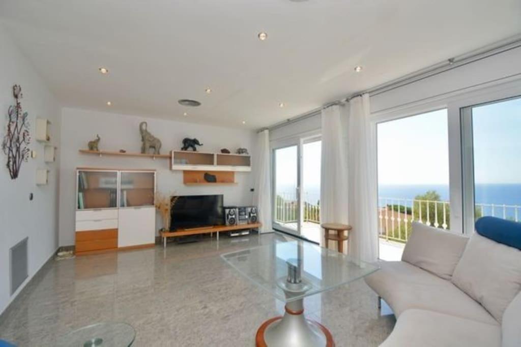 Villa En Platja De Aro With Pool 450M From The Beach Platja d'Aro Dış mekan fotoğraf